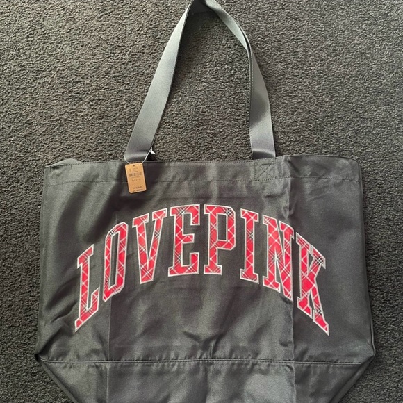 PINK Victoria's Secret Other - PINK Victoria’s Secret Duffle Bag